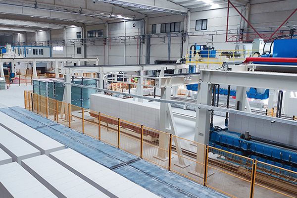 مصنع الخرسانة الخلوية المشبعة AAC الجديد في تركيا